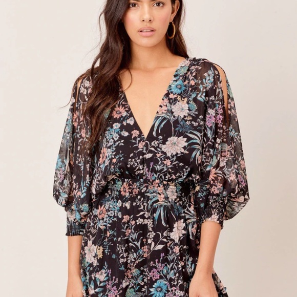 Boho Split Sleeve Mini Dress - NWT - Picture 2 of 5